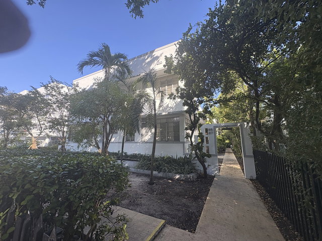 815 Lenox Condo photo 3